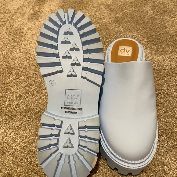 Girls dolce vita pale blue slides. NWT. Size 5 - Picture 4 of 7
